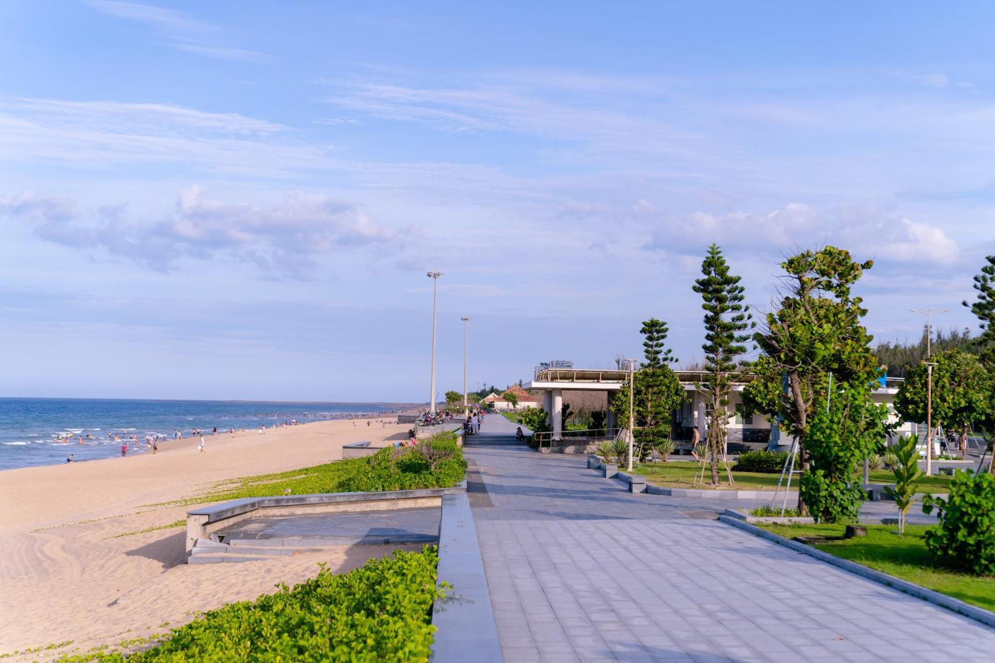 Khach San Minh Long Hotel Tuy Hòa Kültér fotó